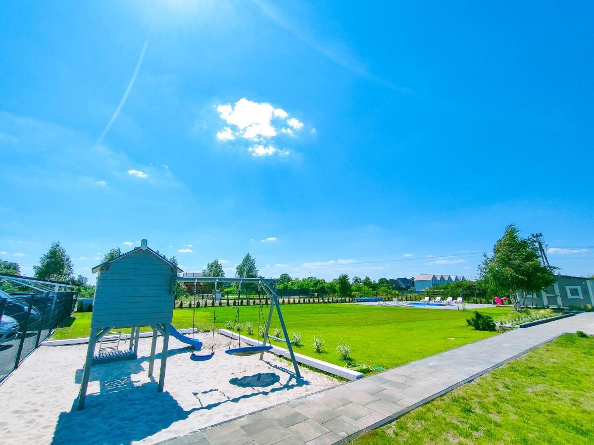 Slonce I Woda Domki Caloroczne, Klimatyzacja, Podgrzewany Basen, Bezplatny Parking 웨바 외부 사진